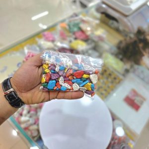 شکلات سنگی رنگی درشت